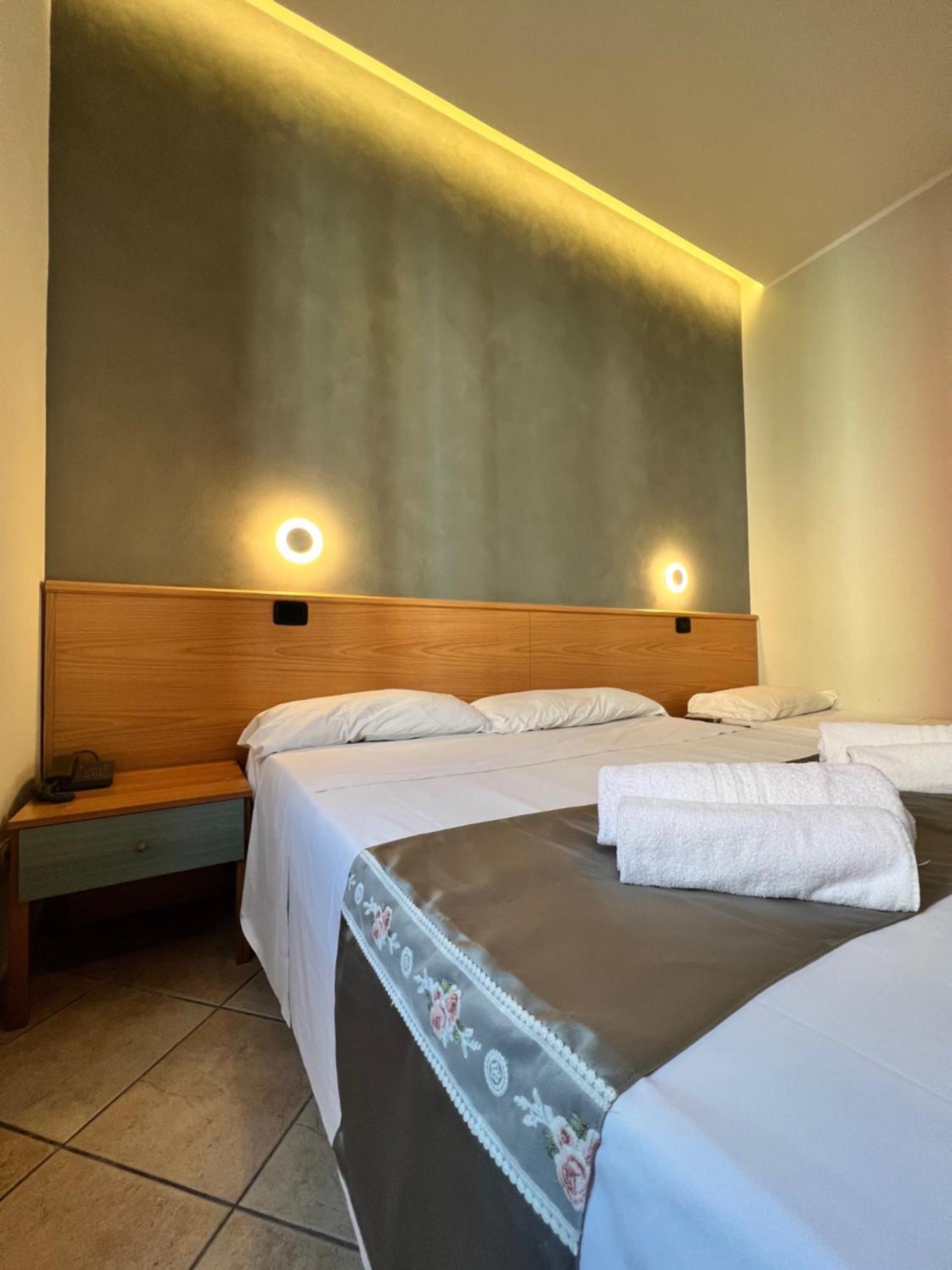 Hotel Sara Milano Exterior foto